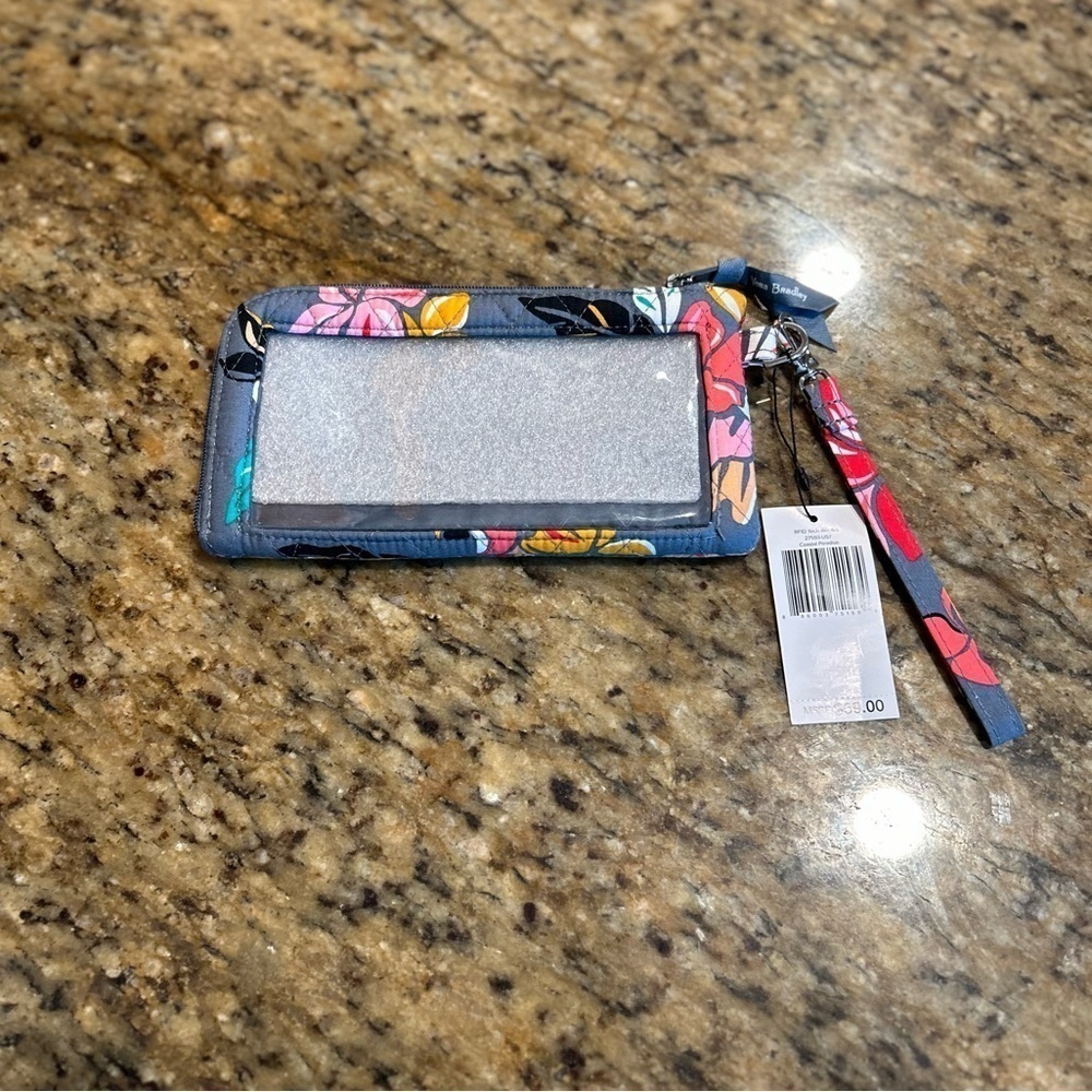 Vera Bradley | RFID Tech Wristlet | Coastal Paradise - Picture 2 of 3